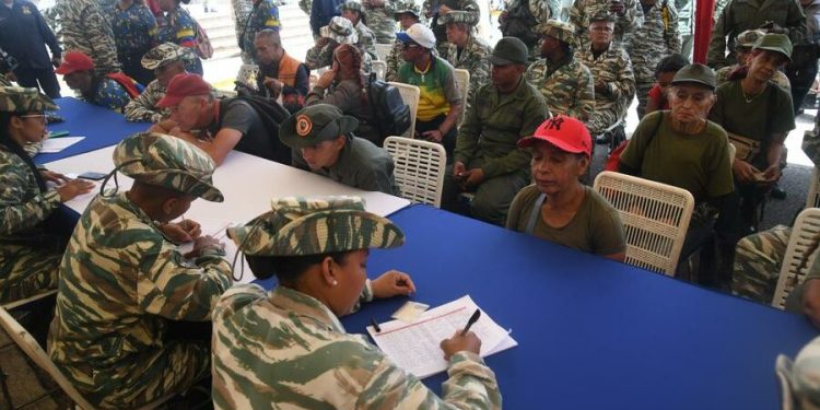Caracas activa 37 puntos de registro para alistamiento masivo en la Milicia Bolivariana