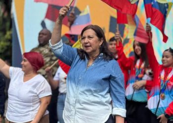 Carmen Meléndez: “Aquí estamos dispuestos a todo por defender a nuestra Patria”