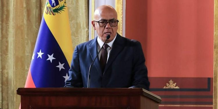 Jorge Rodríguez: “Hoy no es un día para parcializaciones políticas, hoy es un día para defender a la Patria venezolana”