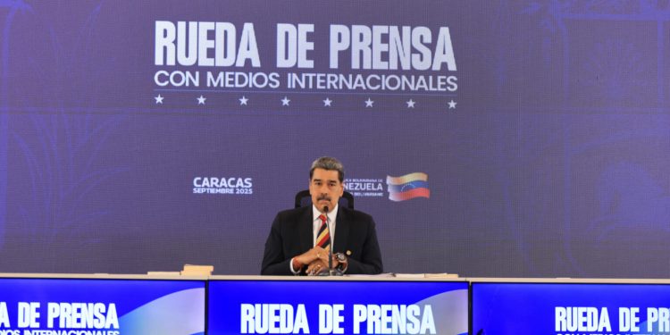 Primer Mandatario venezolano recalcó su compromiso con la construcción de la paz y advirtió sobre la importancia de estar preparados para garantizarla