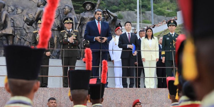 Nicolás Maduro: «Venezuela se mantiene firme, unida y en paz frente a nueva arremetida del imperio norteamericano»