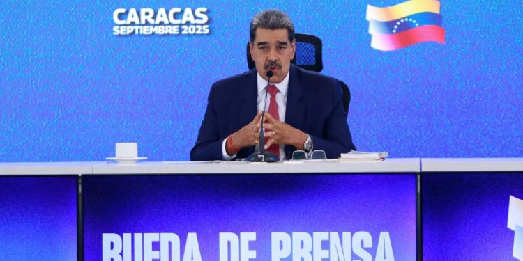 Maduro advierte que EUU quiere apoderarse del petróleo de Venezuela para torcerle el brazo al mundo