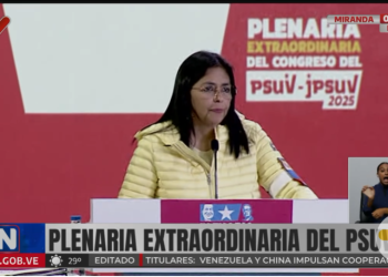 Vicepresidenta Delcy Rodríguez denuncia que operación naval de EEUU busca cambio de Gobierno en Venezuela