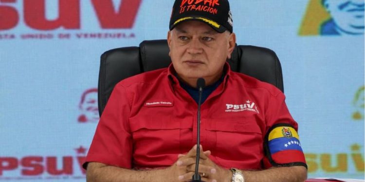 Diosdado Cabello afirma que "todo se vale" en la defensa de la Patria excepto la indiferencia