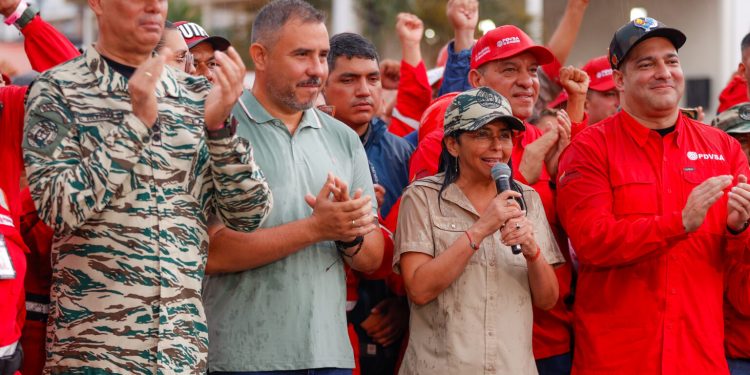 Vicepresidenta Ejecutiva lidera jornada de alistamiento militar con trabajadores petroleros en Anzoátegui