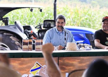 El Jefe de Estado manifestó su felicitación y orgullo por el despliegue militar «Los cuarteles van al pueblo» 2 photo 2025 09 20 18 14 46 e1758408117915