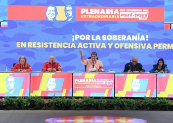 Presidente Maduro instruye al PSUV a prepararse para una «lucha armada» ante posible agresión de EE.UU.