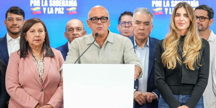 Jorge Rodríguez anunció instalación de Consejos Regionales por la Soberanía y la Paz