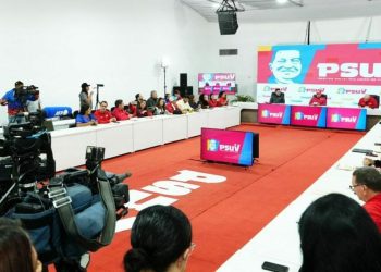 Cabello: "Hubo un simulacro de Protección Civil y preparación del pueblo en perfecta fusión popular, militar y policial, por la vida y por la paz" 9 Cabello: «Hubo un simulacro de Protección Civil y preparación del pueblo en perfecta fusión popular, militar y policial, por la vida y por la paz»