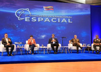 Venezuela forma a más de 2.000 científicos espaciales