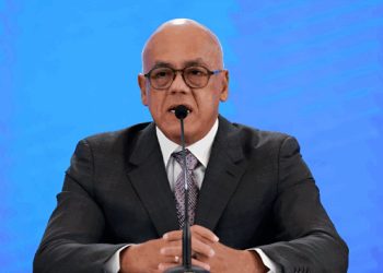 Gobierno de Venezuela alerta a Estados Unidos sobre grave amenaza planificada por la derecha extrema contra su Embajada en Caracas