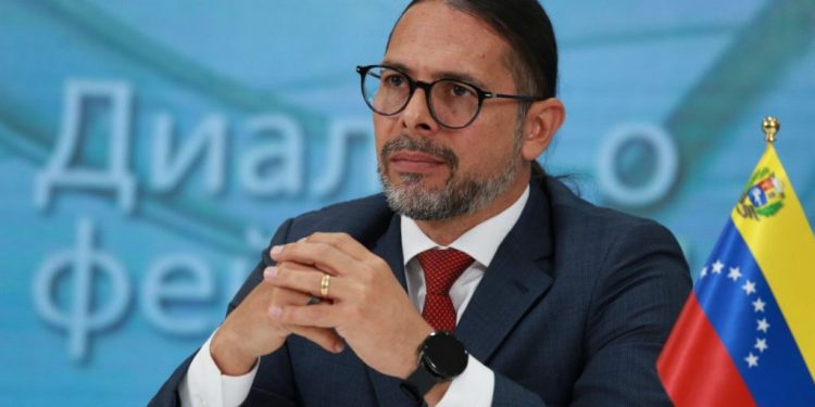 Ministro Ñáñez: «La fórmula bautizada como «Calle, Redes, Medios, Paredes y Radio Bemba» es el modelo venezolano para una comunicación popular efectiva