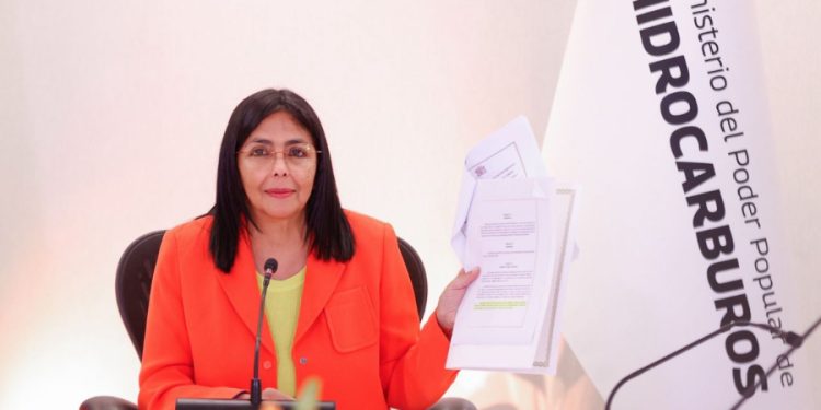 Venezuela evalúa suspender acuerdos energéticos con Trinidad y Tobago ante “subordinación” a planes de desestabilización de EEUU