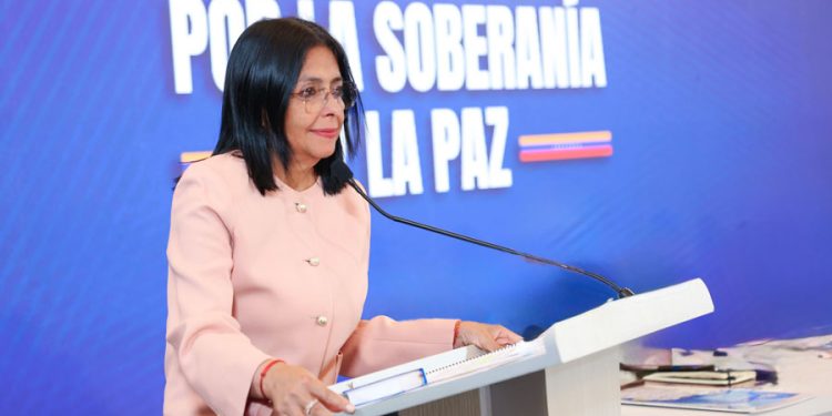 Delcy Rodríguez afirmó que las metas establecidas en el mundo para alcanzar cero emisiones de dióxido de carbono para el 2050 no se van a respetar