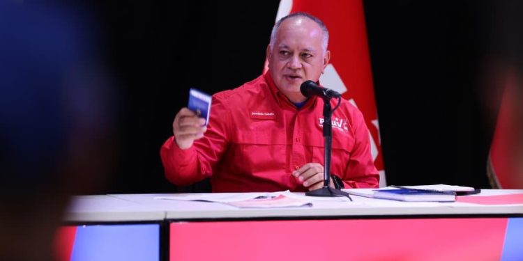 Cabello denuncia silencio cómplice de la ultraderecha ante agresiones de EEUU contra migrantes venezolanos