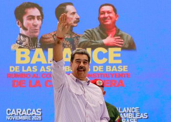 Maduro llama a una reingeniería profunda en la clase obrera 1 IMG 20251120 215409 917