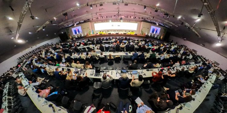 Venezuela denuncia evasión de financiamiento climático en la COP30