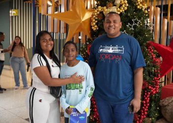 Gracias a la Gran Misión Vuelta a la Patria niños venezolanos vuelven a abrazar a sus padres