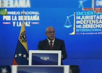 SquarePic 20251113 13093463