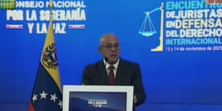 SquarePic 20251113 13093463