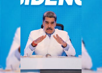 Maduro denuncia "empeño" de elites de EE.UU en destruir a Trump usando a Venezuela 7 SquarePic 20251117 23125364