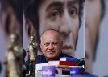 SquarePic 20251120 08031451