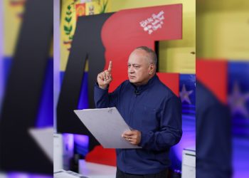 SquarePic 20251120 08075990