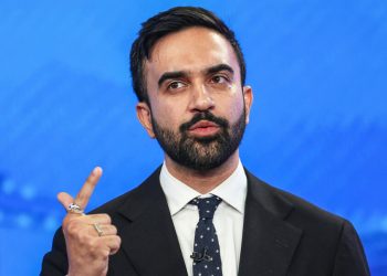 Alcalde electo de Nueva York se compromete a proteger a migrantes venezolanos tras revocación del TPS