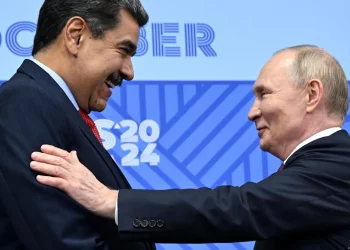 Presidente Putin reitera apoyo a soberanía venezolana en diálogo clave con Maduro