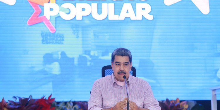 «Comuna o Nada»: Presidente Maduro afirma que la comunidad es la base de la «democracia verdadera» y el nuevo Estado comunal
