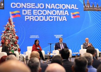Venezuela afianza el modelo productivo: Maduro insta a acelerar inversiones y simplificar trámites
