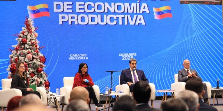 Venezuela afianza el modelo productivo: Maduro insta a acelerar inversiones y simplificar trámites