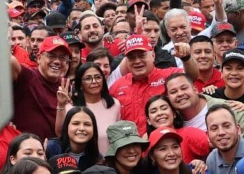 Cabello: Unidad y comuna la única respuesta a la agresión externa