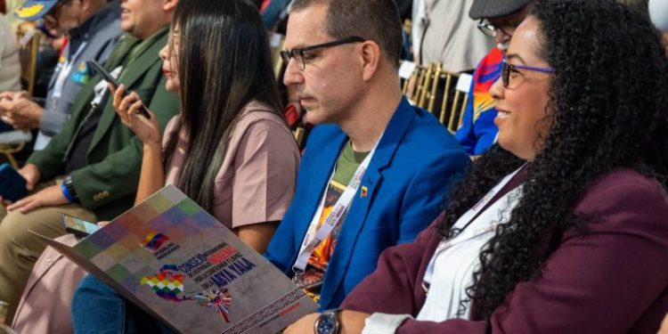 Jorge Arreaza: «Los pueblos deben ser el nuevo ejército del sur para detener el fascismo»