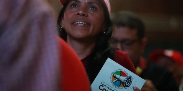 La comunicación es deber de lucha