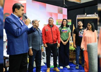 SquarePic 20251222 20010782