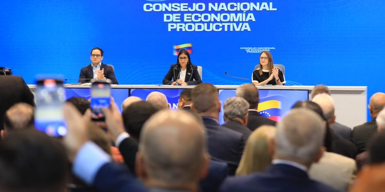 Rodríguez anuncia reformas de leyes económicas y de hidrocarburos