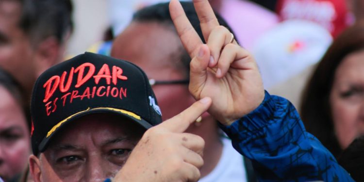 Diosdado Cabello: «El mundo ve al imperio, y la dignidad no se vende en la esquina»