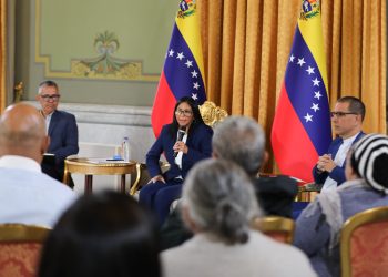 Presidenta (E) Delcy Rodríguez denuncia planes extremistas para sabotear la paz y la sanación nacional
