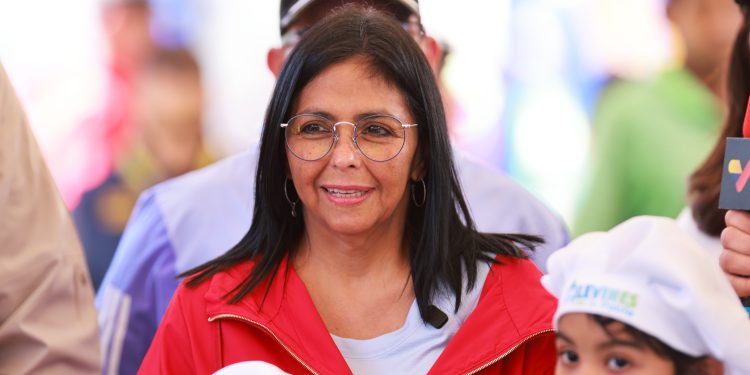 Presidenta (E) Delcy Rodríguez convoca al Poder Popular a participar en la Gran Consulta Nacional del 8 de marzo