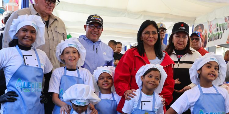 Delcy Rodríguez destaca avance de Venezuela hacia una economía diversificada y postpetrolera