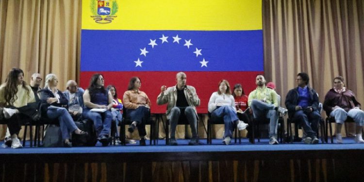 Héctor Rodríguez insta a la reorganización de las Misiones para consolidar las 7 Transformaciones