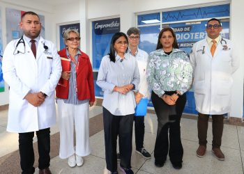Ciudad Bolívar se convierte en referente de salud oncológica con tecnología de última generación 8 IMG 20260205 190207 940