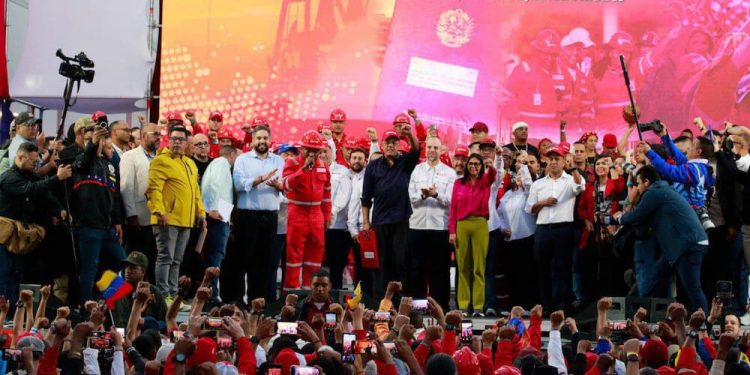 “La reforma de la Ley de Hidrocarburos es un gran salto adelante para recuperar la soberanía frente a la corrupción y el asedio”