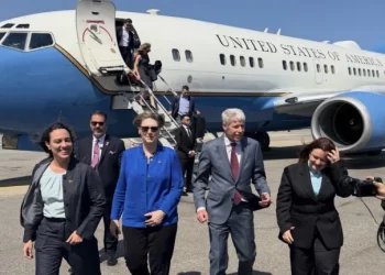 Secretario de Energía de Estados Unidos Christopher Wright arriba a Venezuela