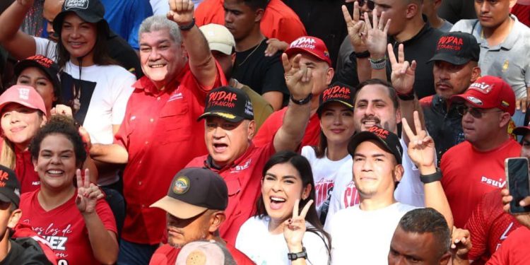 Diosdado Cabello: «Nuestra juventud lucha, vence y siempre dice presente en defensa de la Patria»
