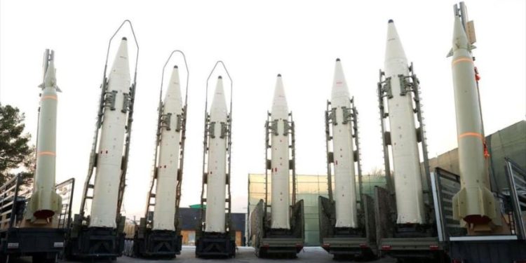 Irán lanza la operación «Promesa Verdadera 4» con ataques de misiles hipersónicos contra Israel y bases de EE.UU. en la región