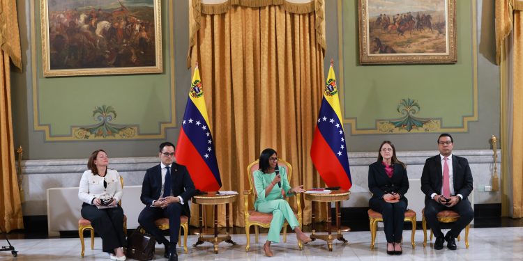 Venezuela avanza con nuevas leyes para potenciar su soberanía productiva en hidrocarburos y minería