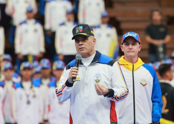 Padrino López: Acompañamiento presidencial eleva el fervor en la Universidad Militar