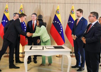 Gobierno Nacional celebra alianza estratégica entre Shell y Vepica como hito de la ingeniería venezolana